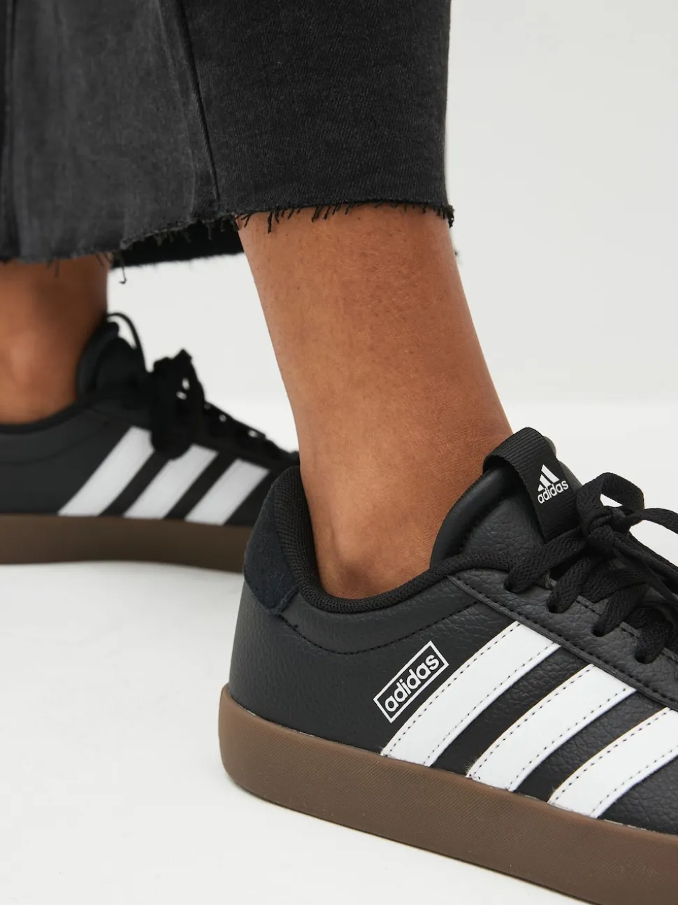 adidas Black/White VL Court 3.0 Trainers