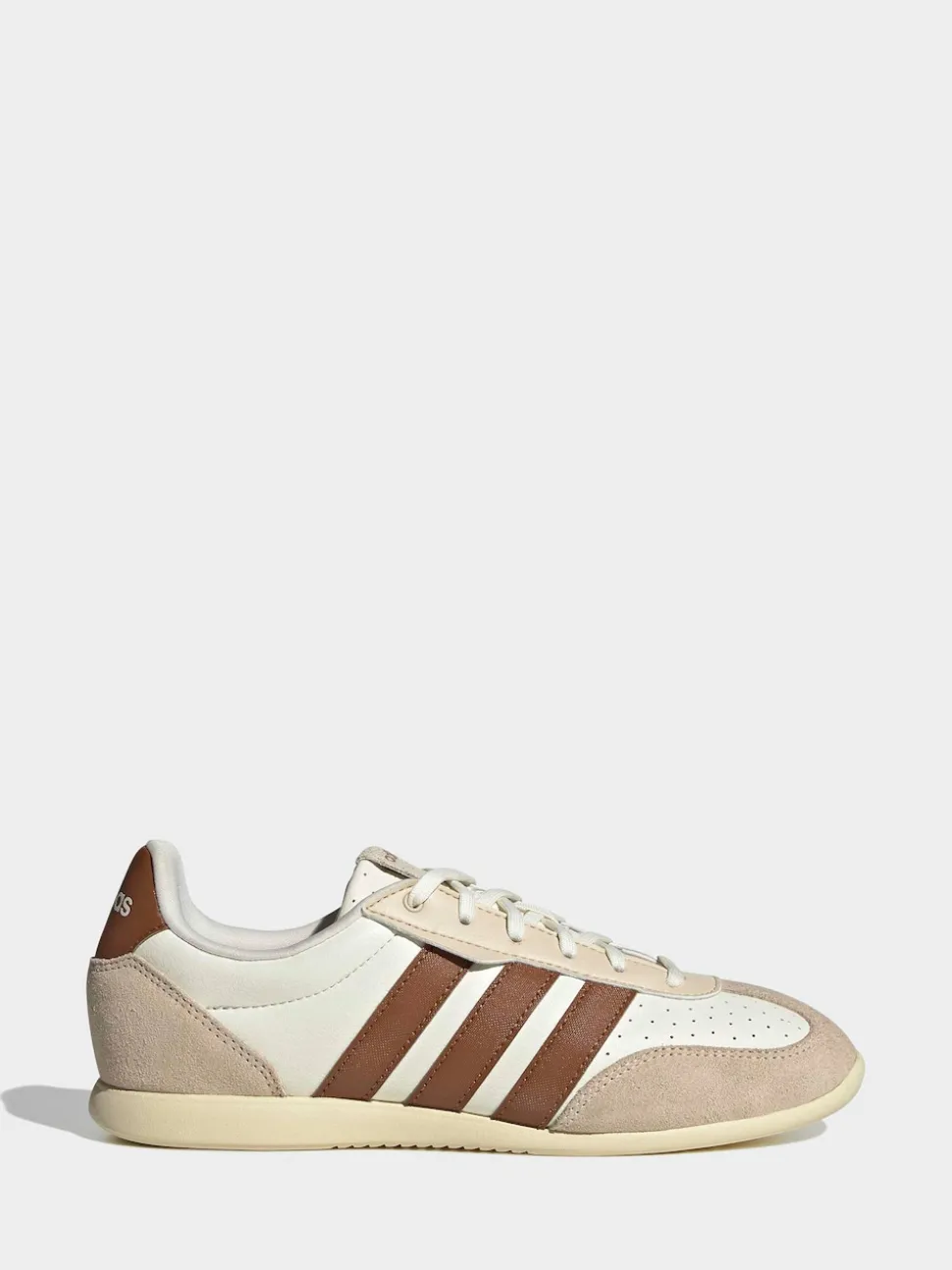 adidas Cream/White Barreda Lo Trainers