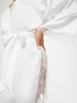 Ann Summers White Satin Cherryann Robe Dressing Gown