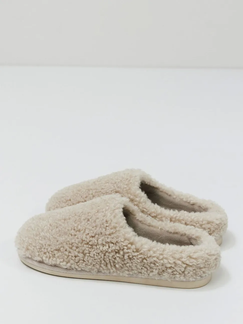Aruelle Amy High Back Fluffy Cream Slippers