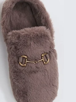 Aruelle Kelly Extra-Soft Brown Slippers