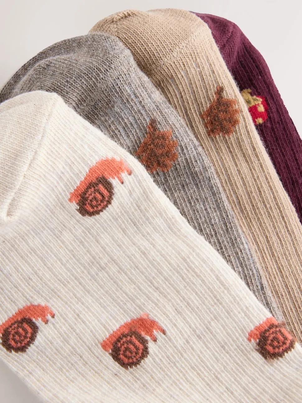 Autumn Animals Ditsy Trainers Socks 4 Pack