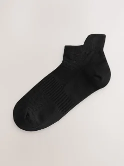 Black & White Blister Resist Trainer Socks 3 Pack