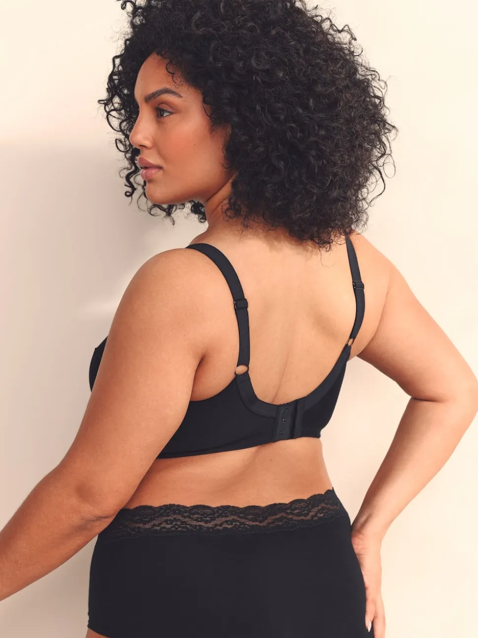 Black B-H Total Support Full Cup Non Wire Cotton Ultimate Comfort Bra