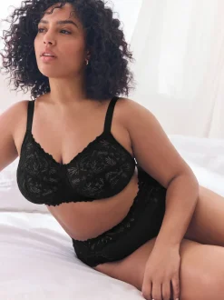 Black B-H Total Support Non Pad Non Wire Full Cup Lace Ultimate Comfort Bra