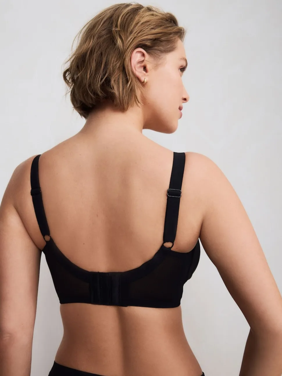 Black B-H Total Support Non Wire Full Cup Ultimate Comfort Bra