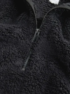 Black Borg Half Zip Fleece