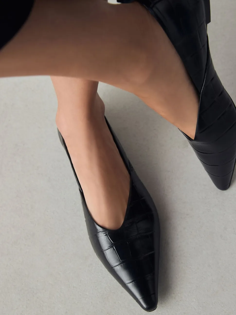 Black Croc Effect Premium Leather Pointed Toe Ballerinas