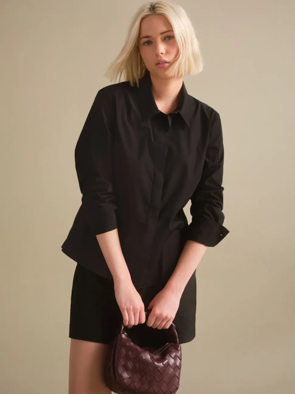 Black Fitted Stretch Essential Long Sleeve Shirt