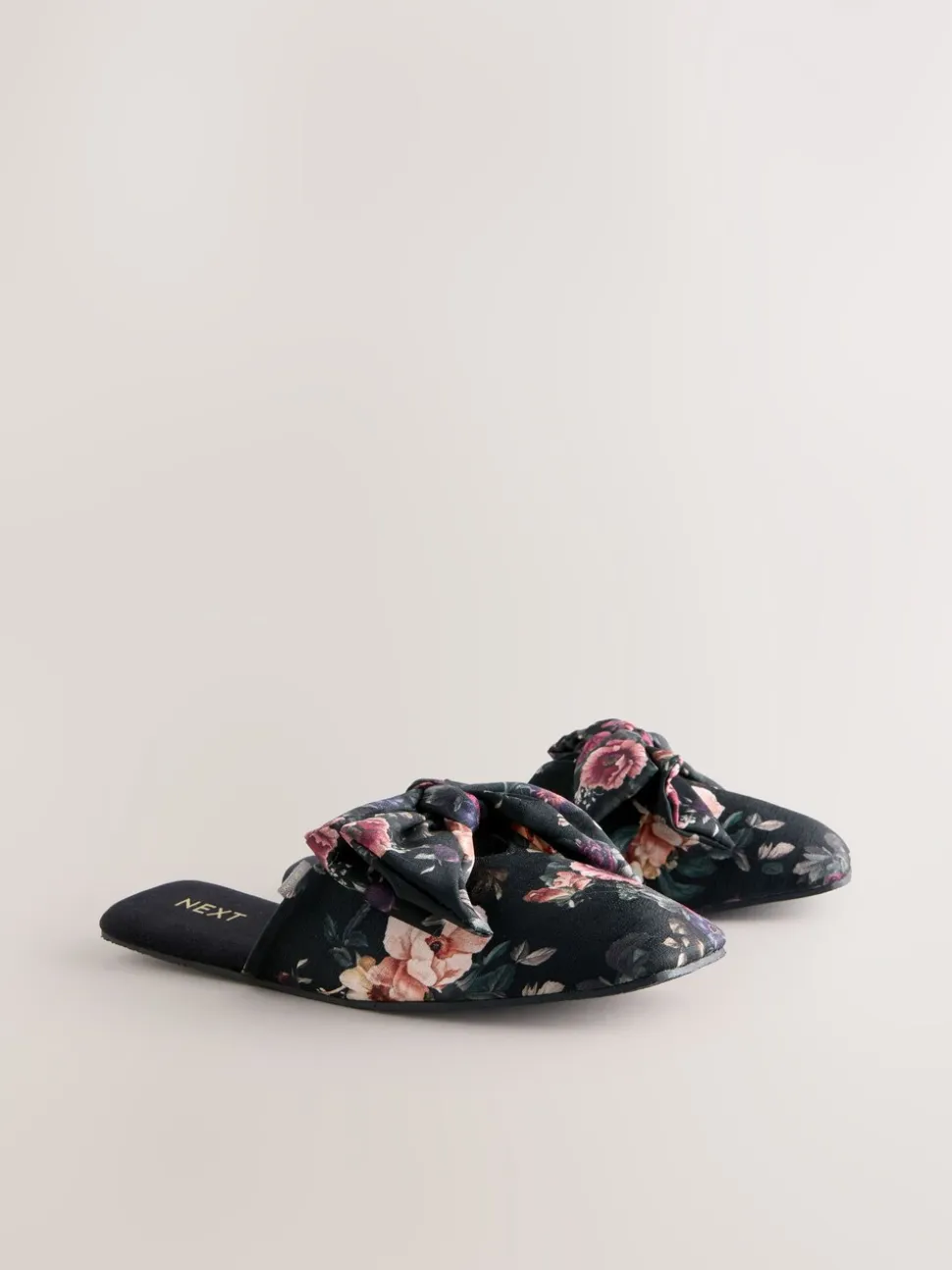 Black Floral Velvet Bow Slippers
