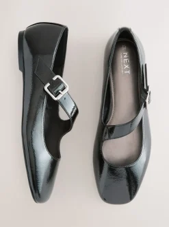Black Forever Comfort® Asymmetric Mary Jane Shoes