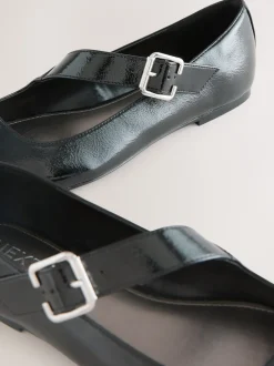 Black Forever Comfort® Asymmetric Mary Jane Shoes