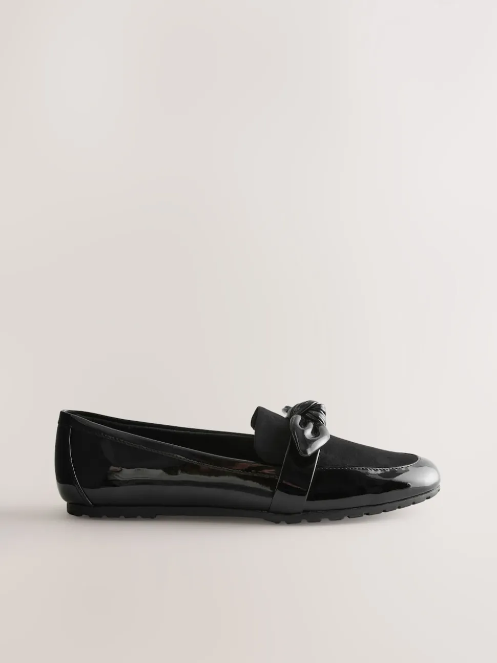 Black Forever Comfort® Bow Round Toe Loafers