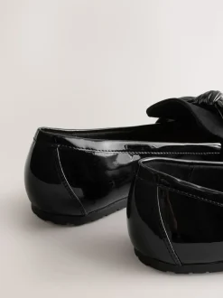 Black Forever Comfort® Bow Round Toe Loafers