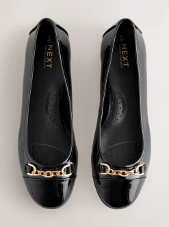 Black Forever Comfort® Chain Hardware Ballerina Flats