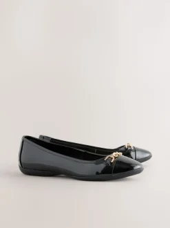 Black Forever Comfort® Chain Hardware Ballerina Flats