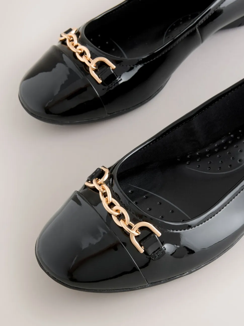 Black Forever Comfort® Chain Hardware Ballerina Flats