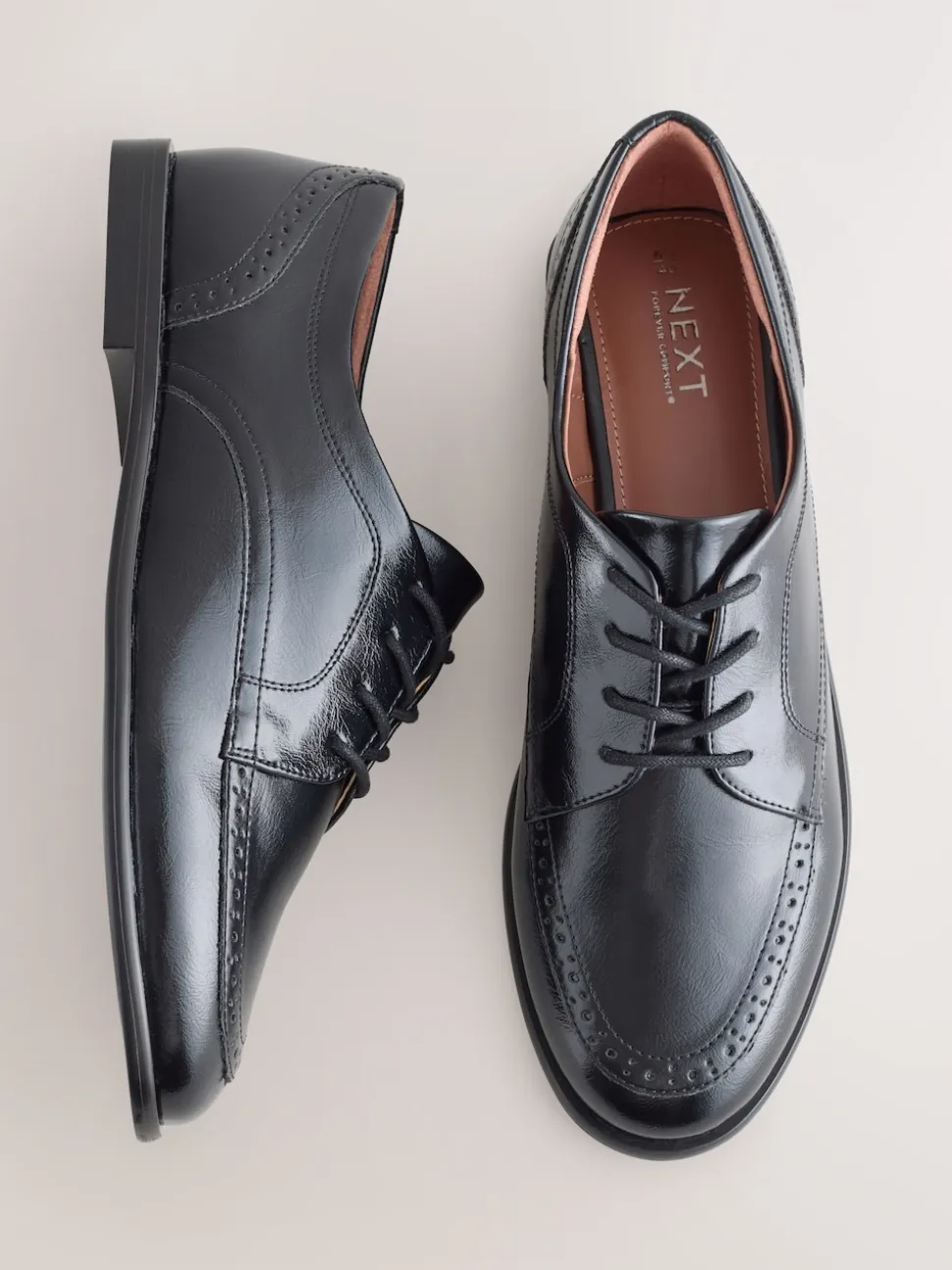 Black Forever Comfort® Formal Round Toe Lace Up Shoes