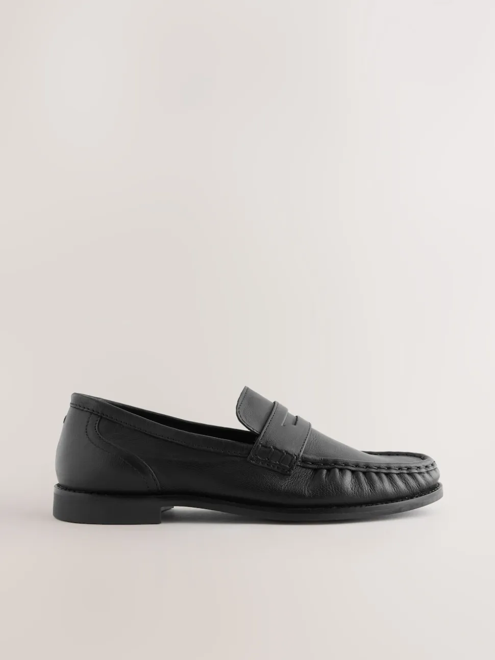 Black Forever Comfort® Leather Ruched Saddle Loafers
