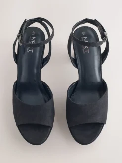 Black Forever Comfort® Round Toe Platform Heeled Sandals