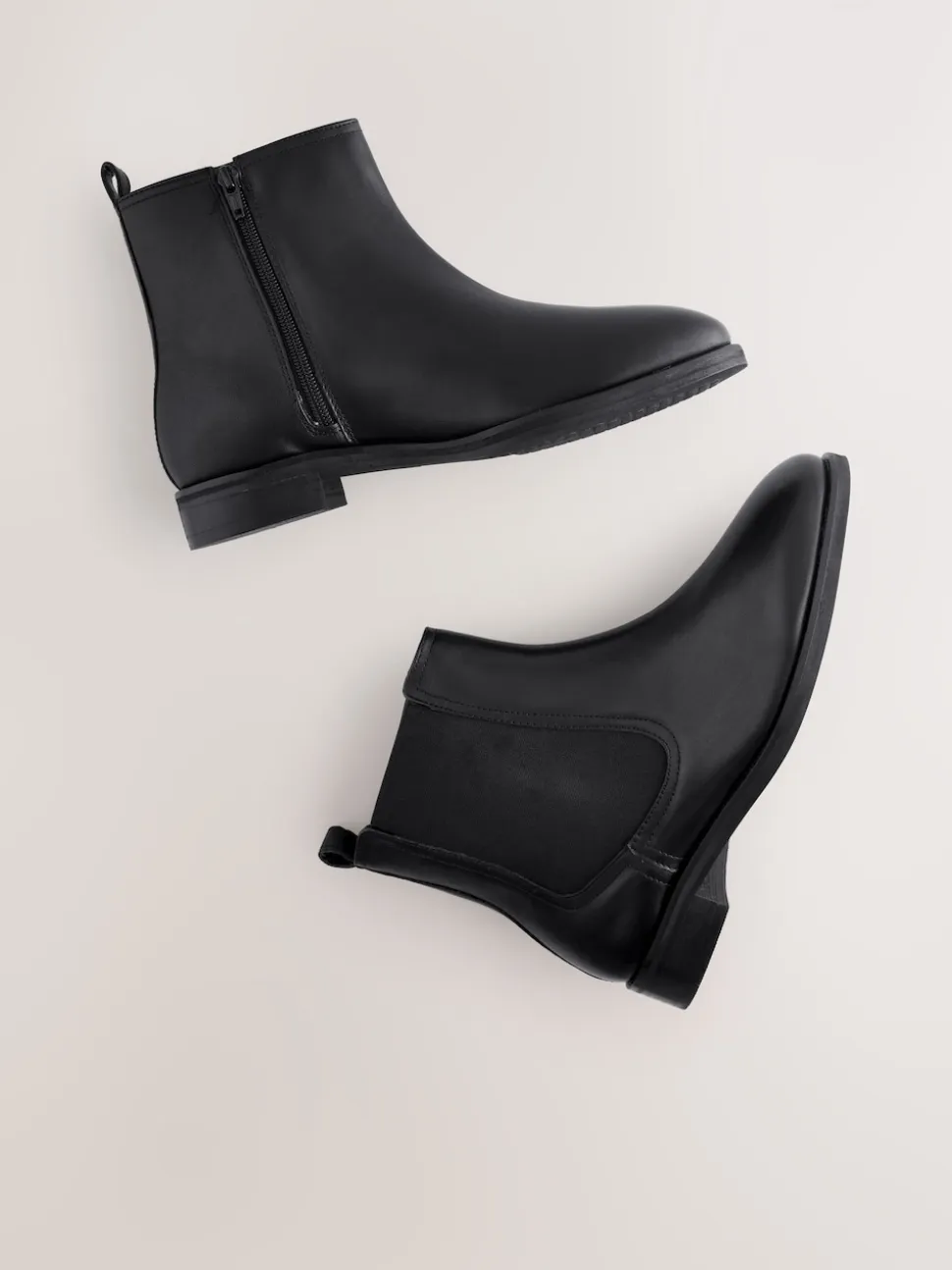 Black Leather Extra Wide Fit Forever Comfort® Chelsea Ankle Boots