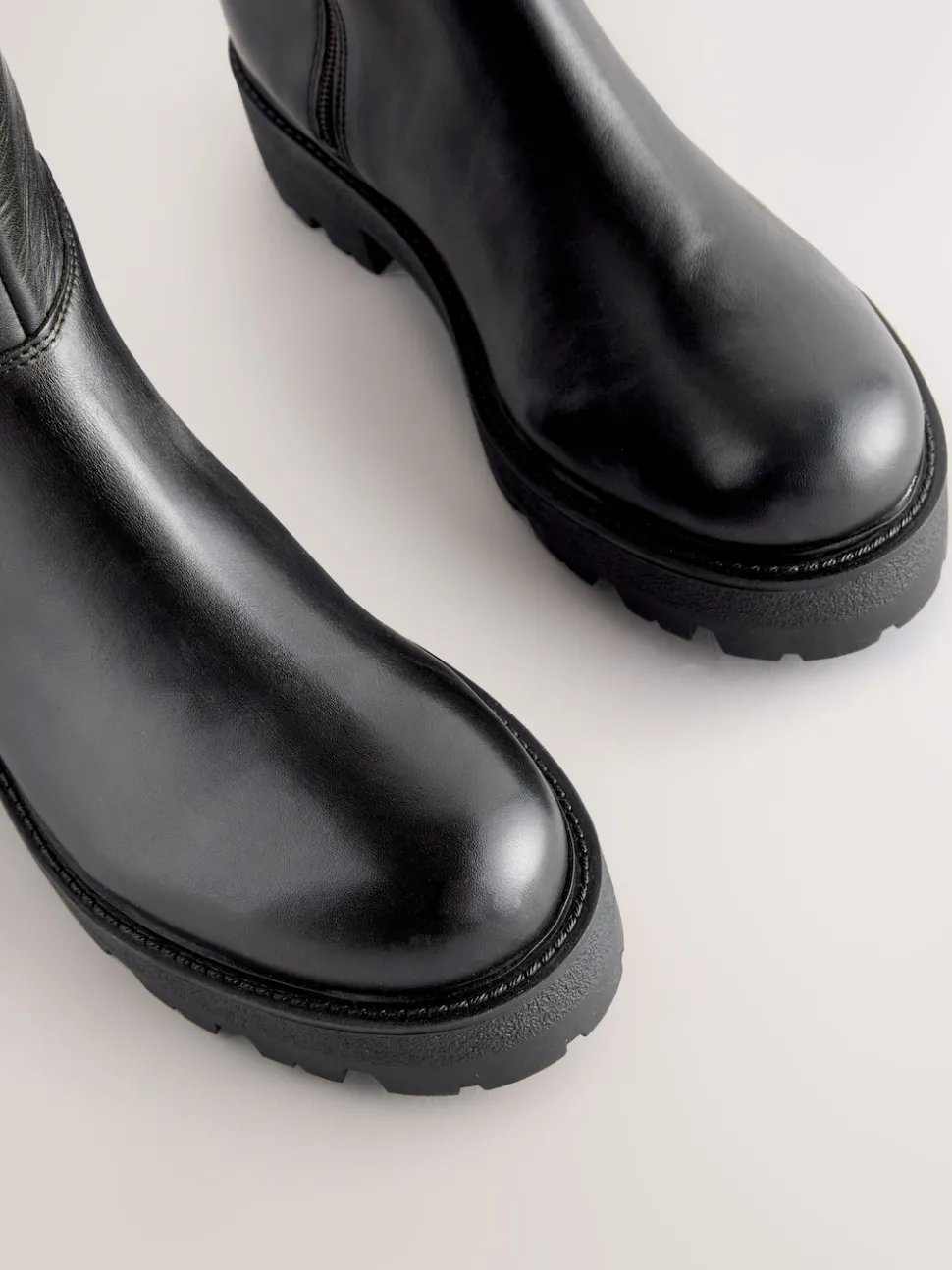 Black Leather Forever Comfort® Chunky Chelsea Boots