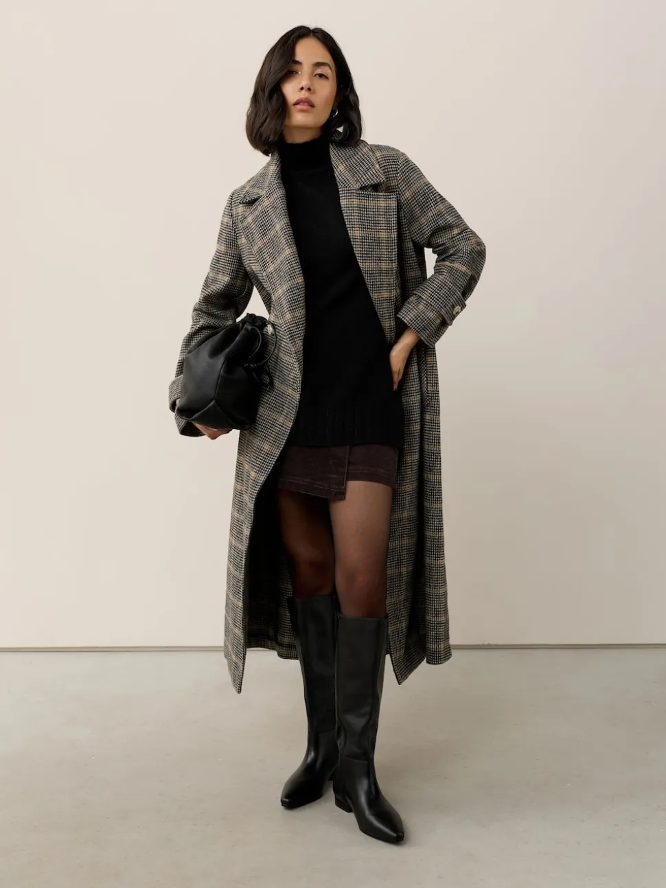 Black Leather Forever Comfort® Flat Chisel Toe Knee High Boots