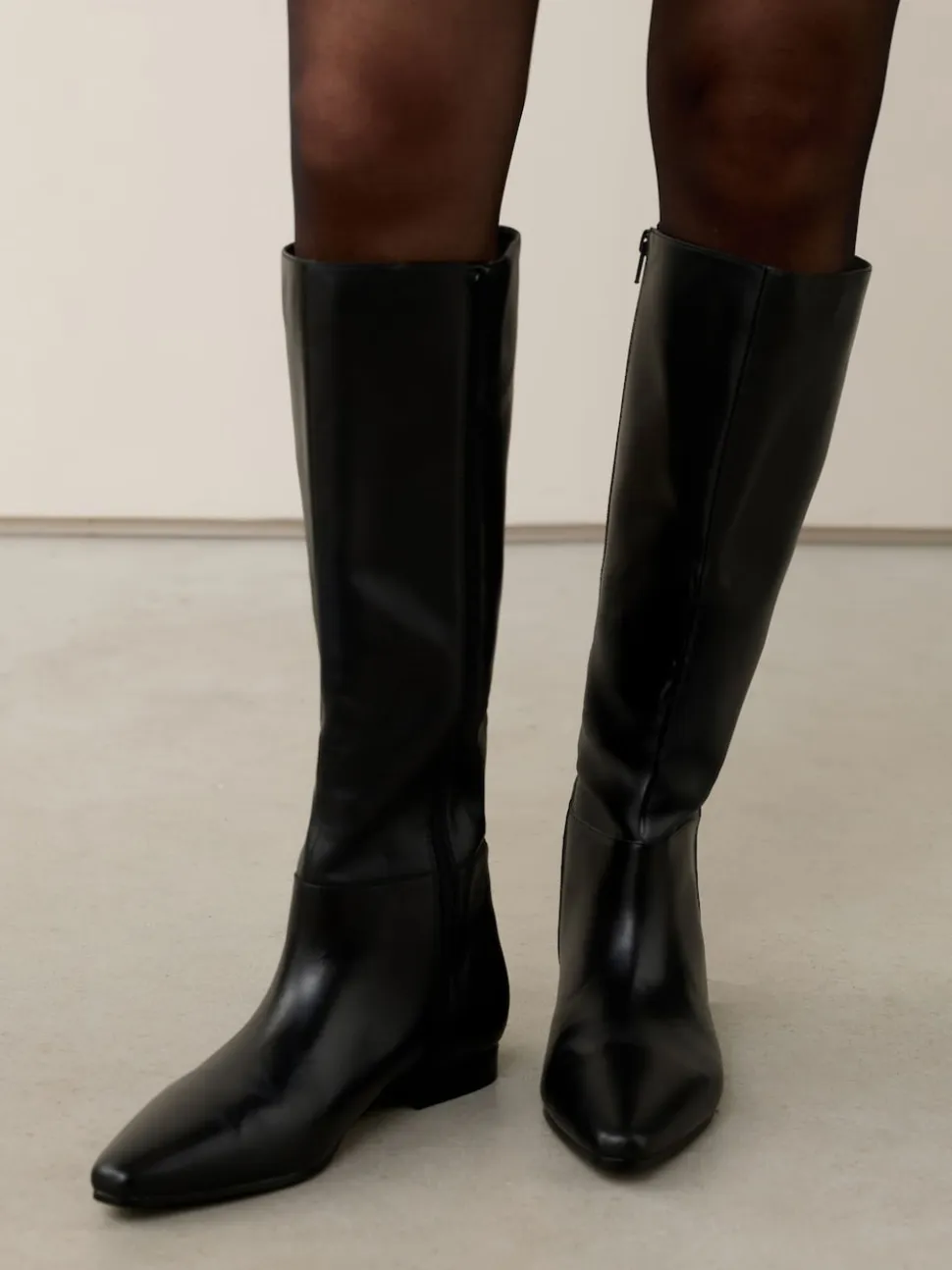 Black Leather Forever Comfort® Flat Chisel Toe Knee High Boots