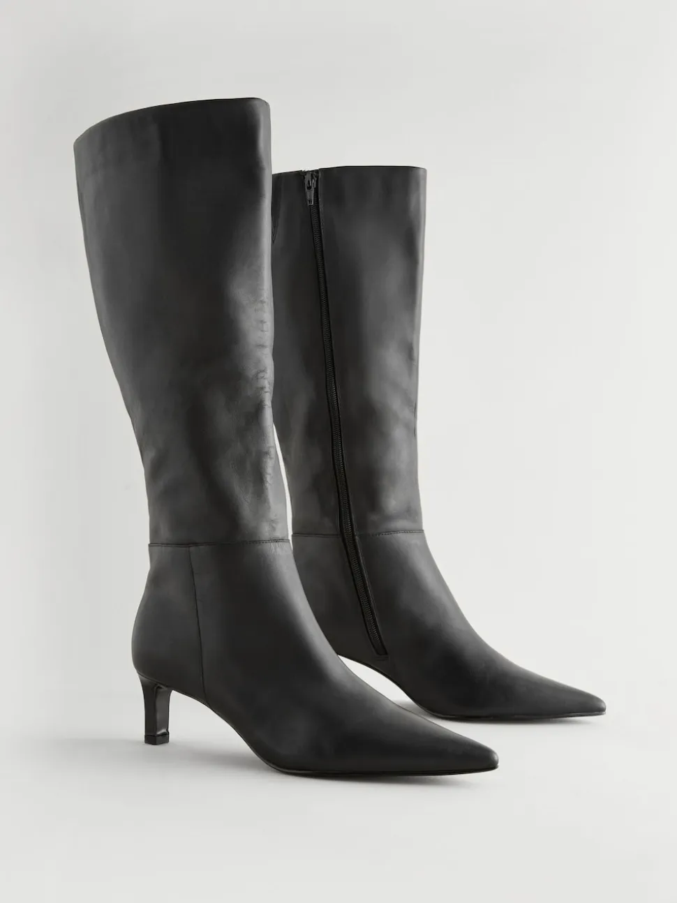 Black Leather Knee High Skinny Heeled Boots