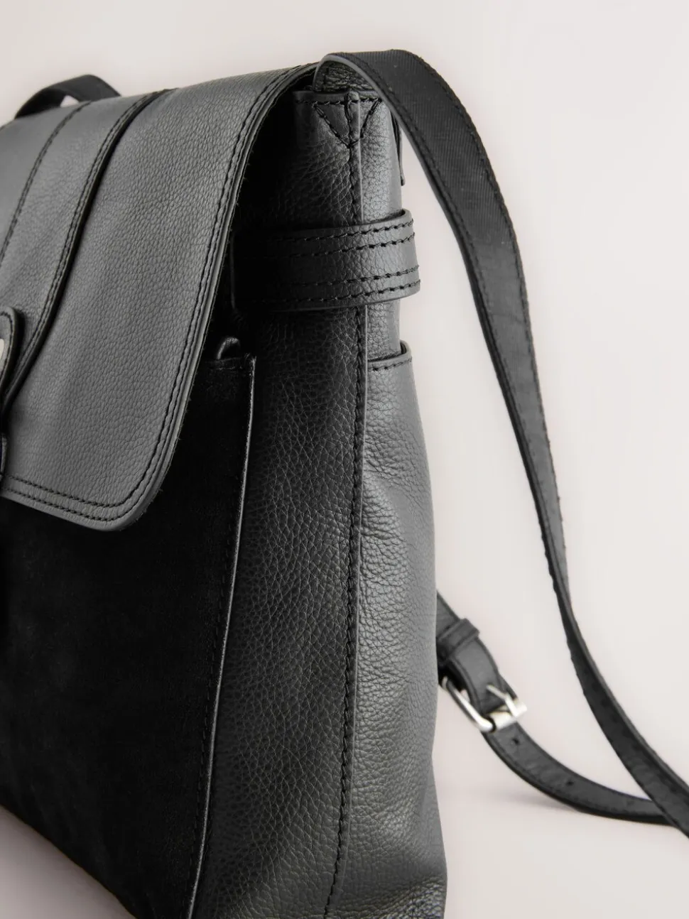 Black Leather Pocket Messenger Bag
