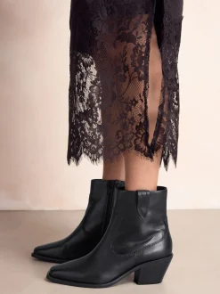 Black Leather Standard/Wide Fit Cowboy Block Heel Ankle Boots