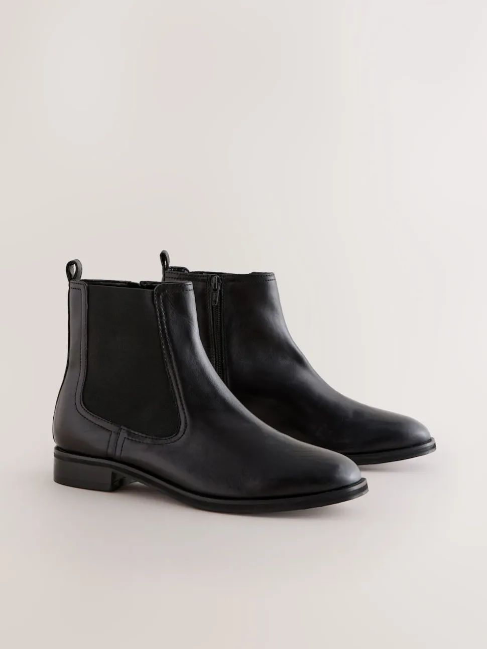 Black Leather Standard/Wide Fit Forever Comfort® Chelsea Ankle Boots