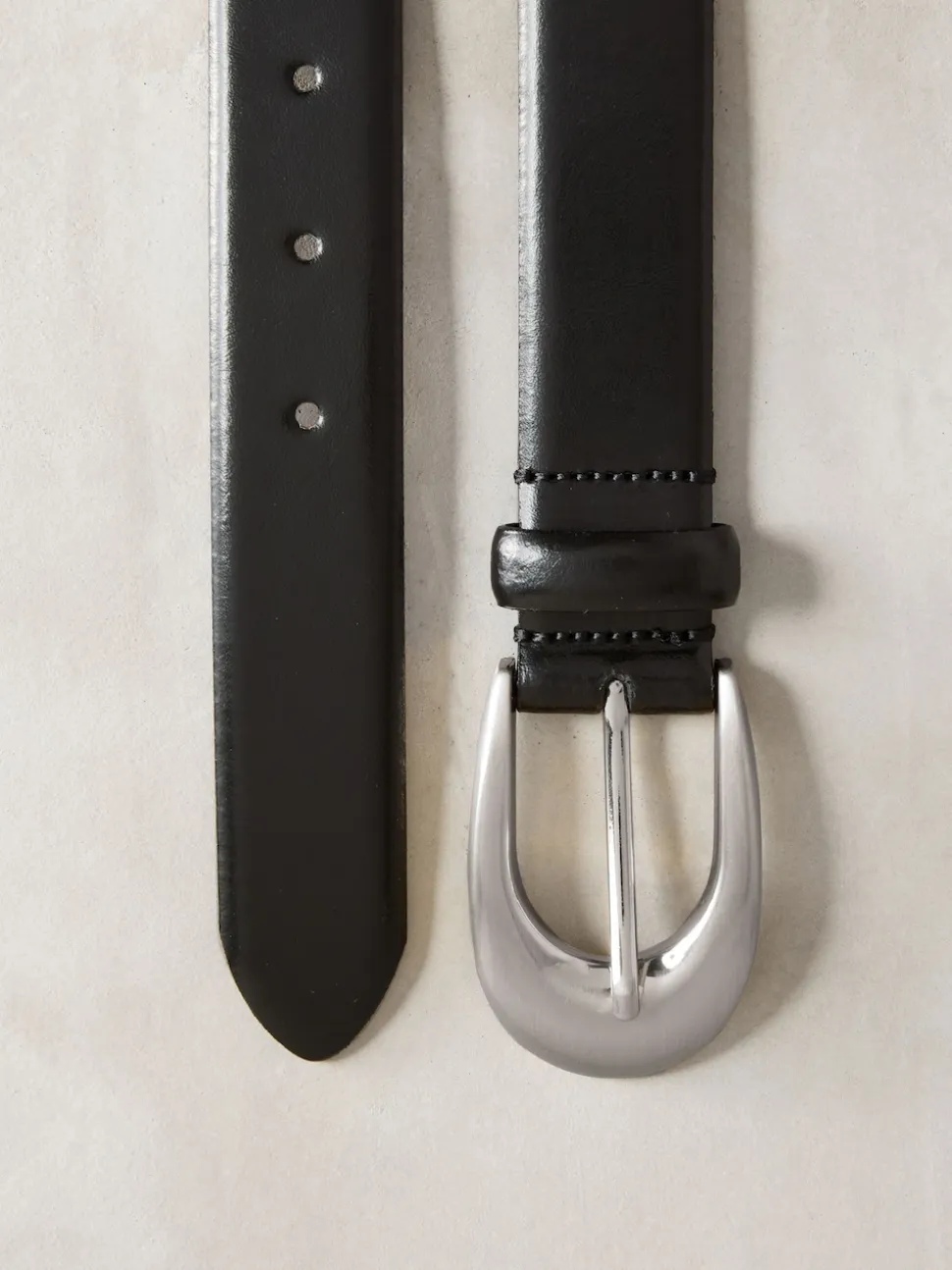Black N. Premium Made In Italy Curve Buckle Leather Belt