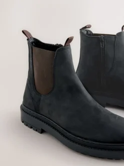 Black Oiled Leather Forever Comfort® Round Toe Chelsea Boots