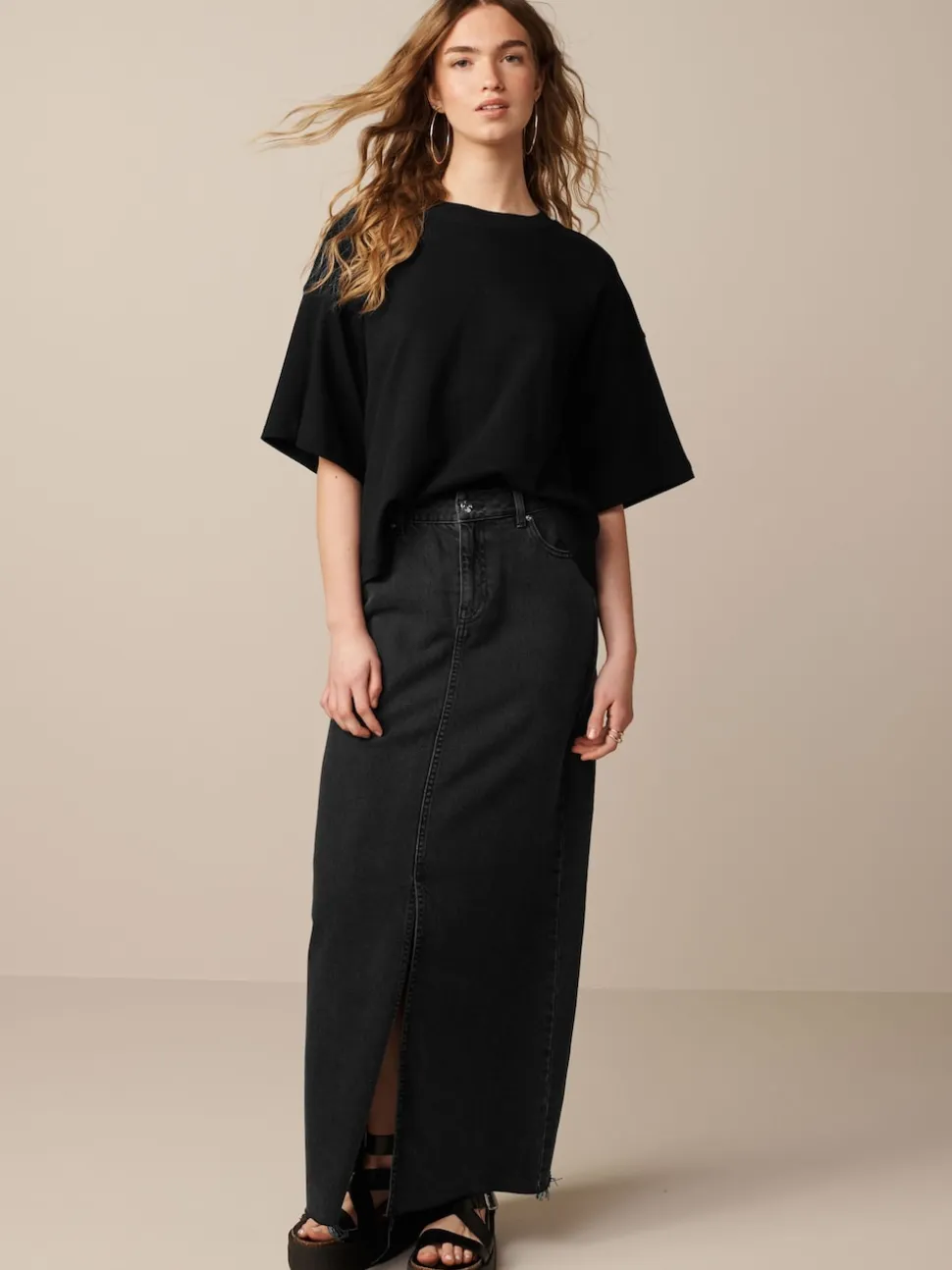 Black Oversized Relaxed Fit Boxy Heavyweight Crew Neck T-Shirt