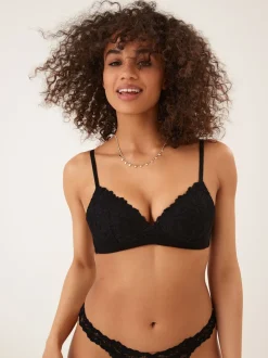 Black Pad Non Wire Lace Ultimate Comfort Bra