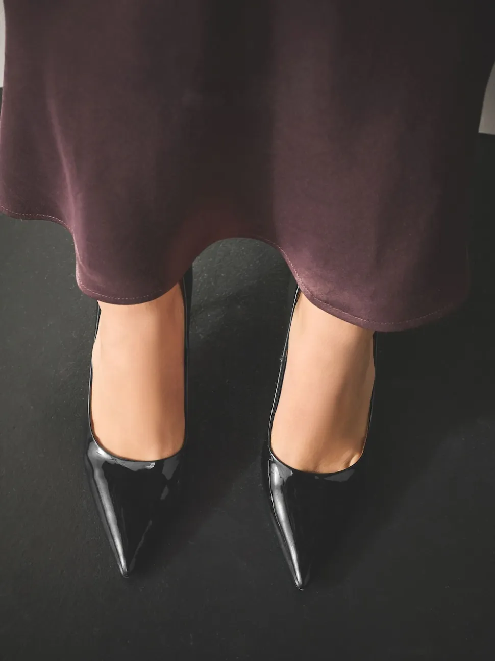 Black Patent Standard/Wide Fit Forever Comfort® Point Toe Court Heels