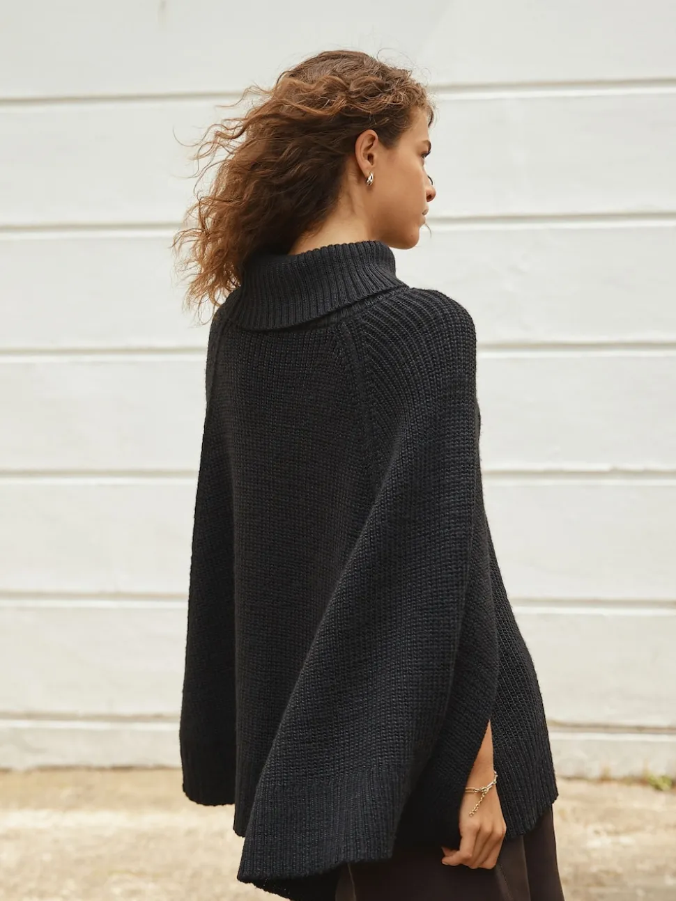 Black Roll Neck Ribbed Knitted Poncho