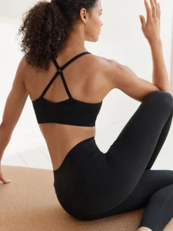 Black Seamless Strappy Sports Bra