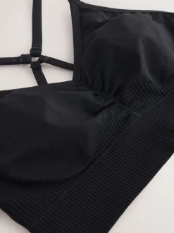 Black Seamless Strappy Sports Bra
