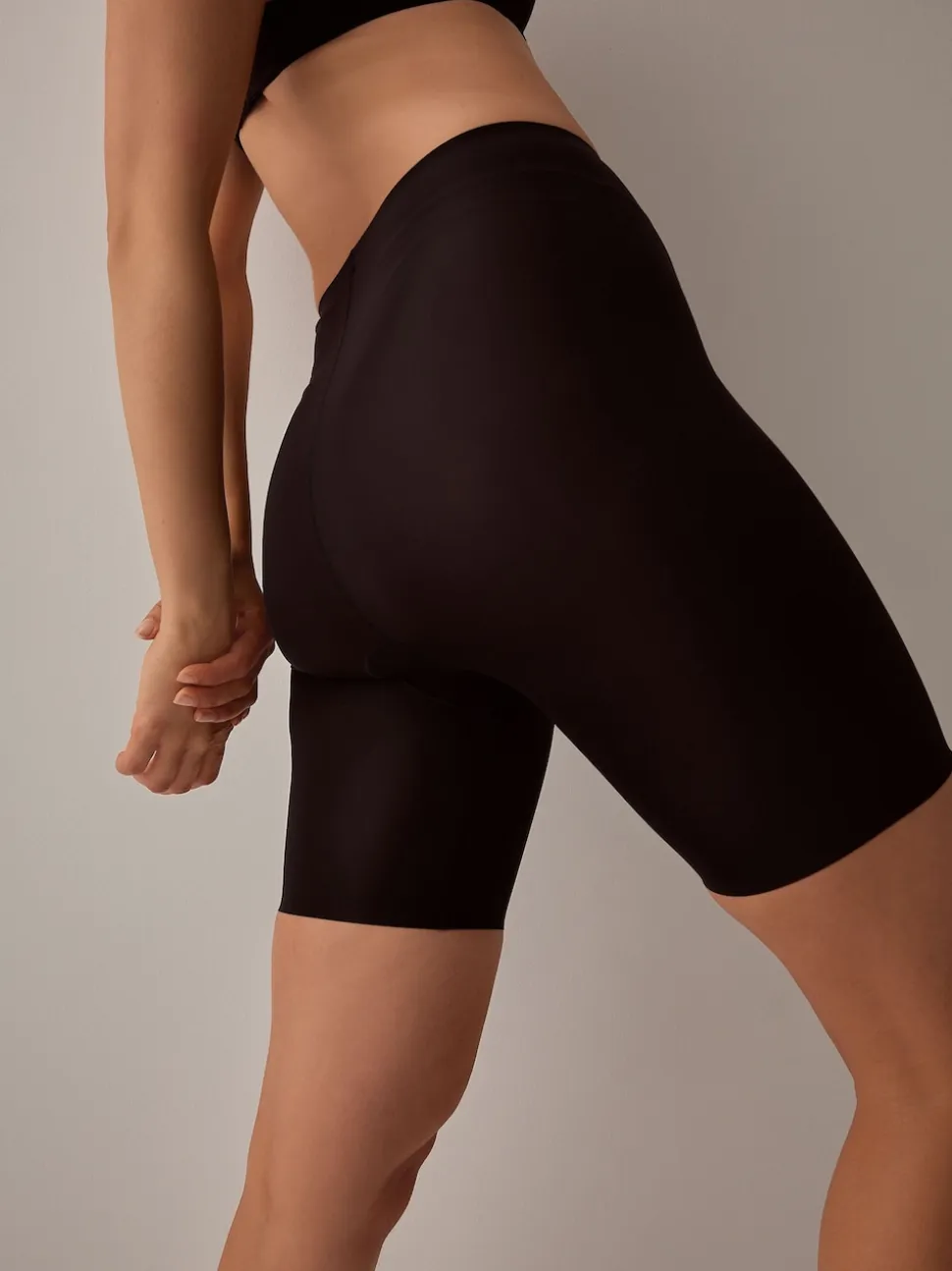 Black Short No VPL Tummy Control Shaping Knickers
