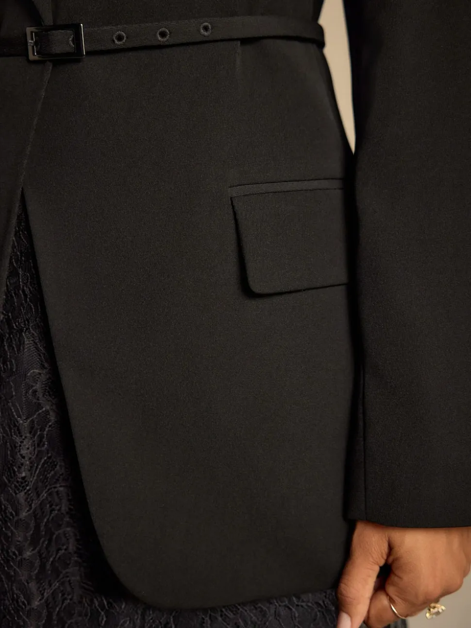 Black Single Breasted Skinny Belt Blazer