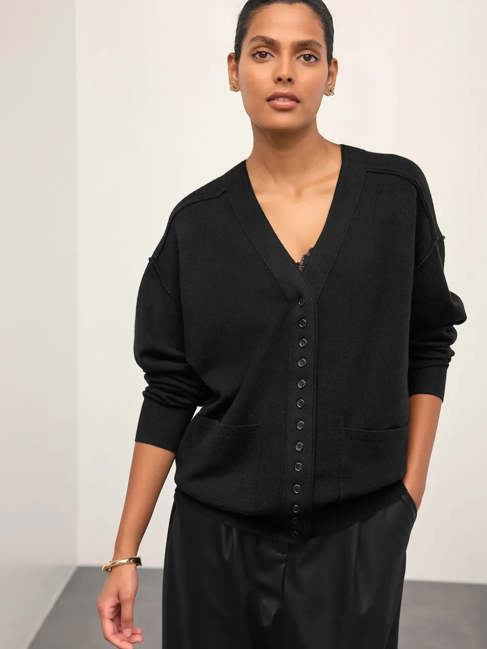 Black Supersoft V-Neck Cardigan With Pockets