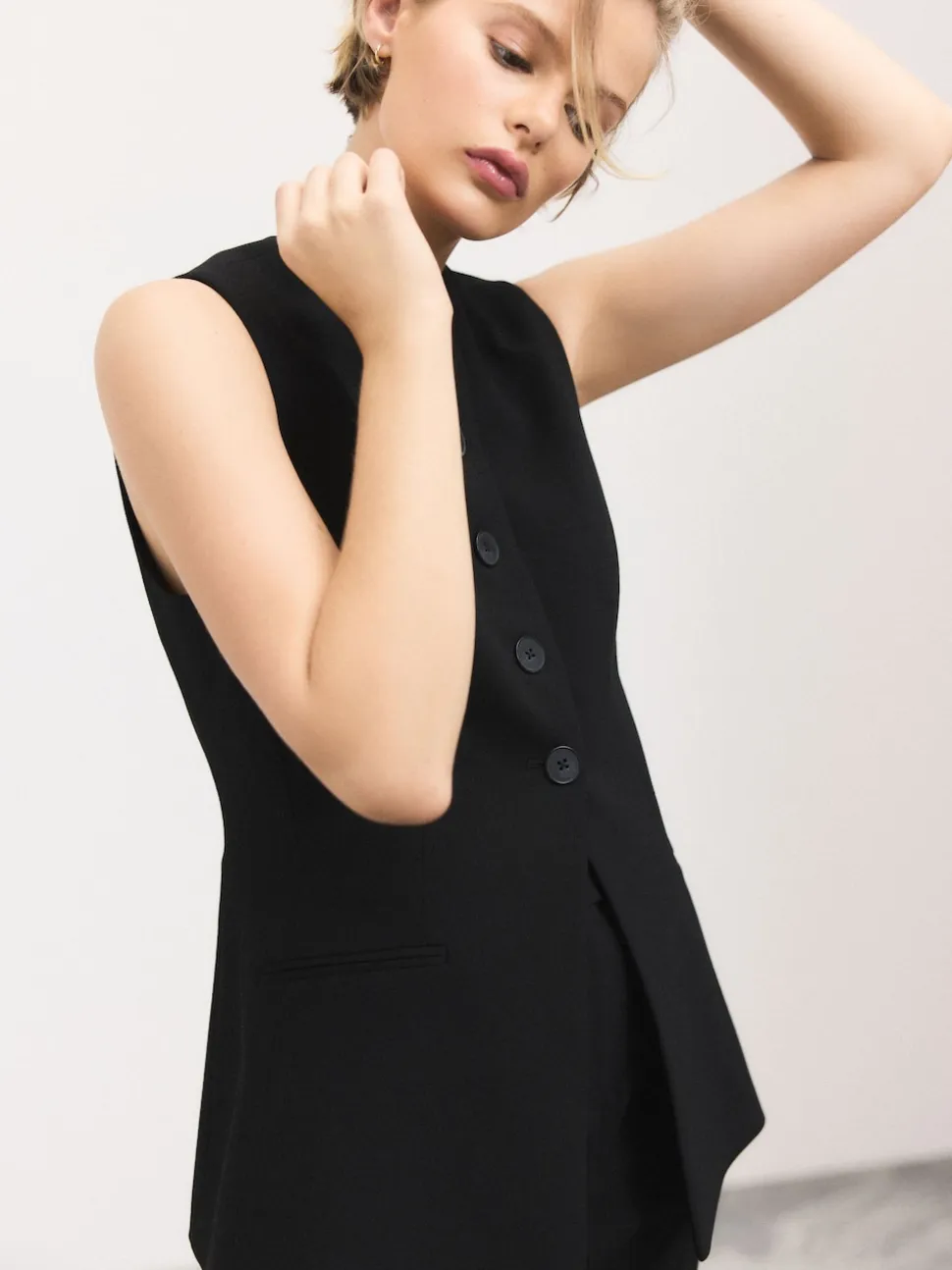 Black Tailored Waistcoat With Wool