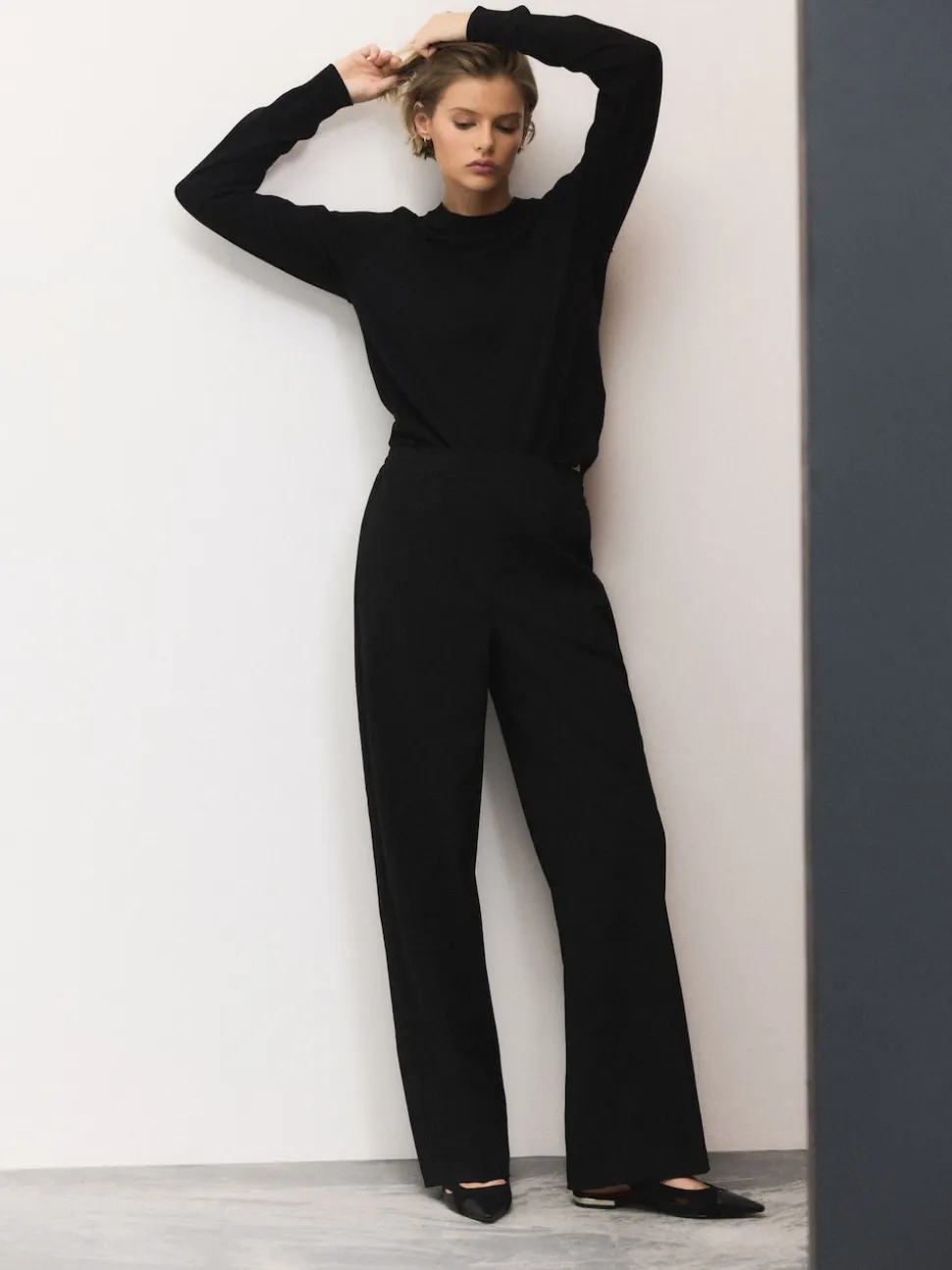 Black Tailored Wide Leg Trousers With Wool