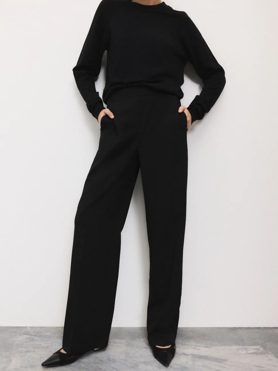 Black Tailored Wide Leg Trousers With Wool