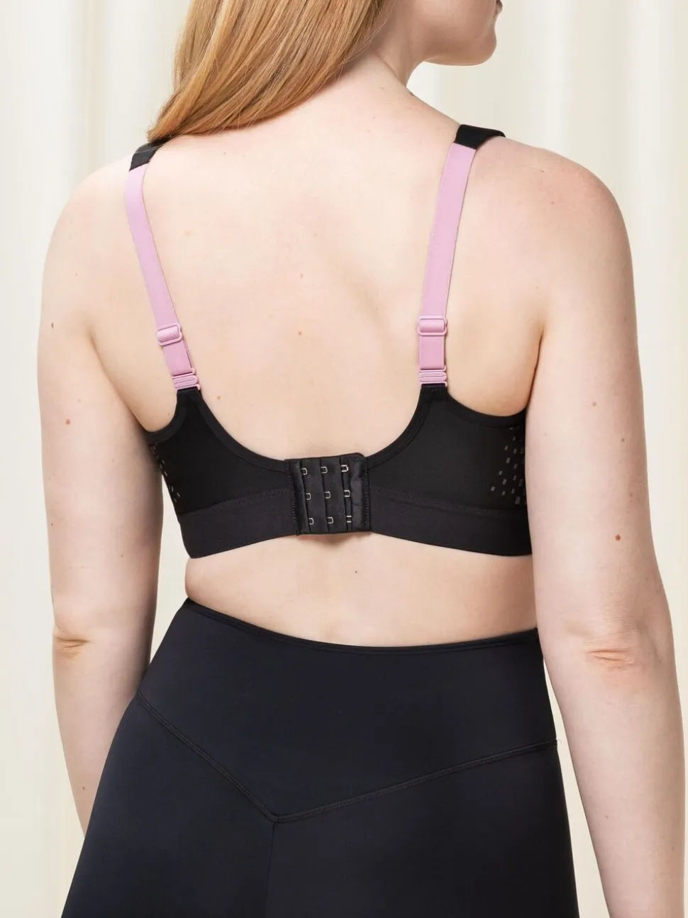 Black Triaction Hybrid Lite Padded Sports Bra