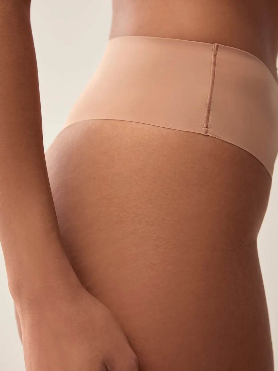 Black/Praline Nude/Chocolate Nude High Waisted Thong No VPL Comfort Knickers 3 Pack