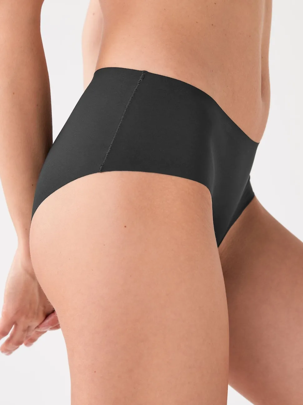 Black/Praline Nude/Chocolate Nude Short No VPL Comfort Knickers 3 Pack