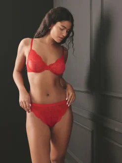 Black/Red/Cream Lace Knickers 3 Pack
